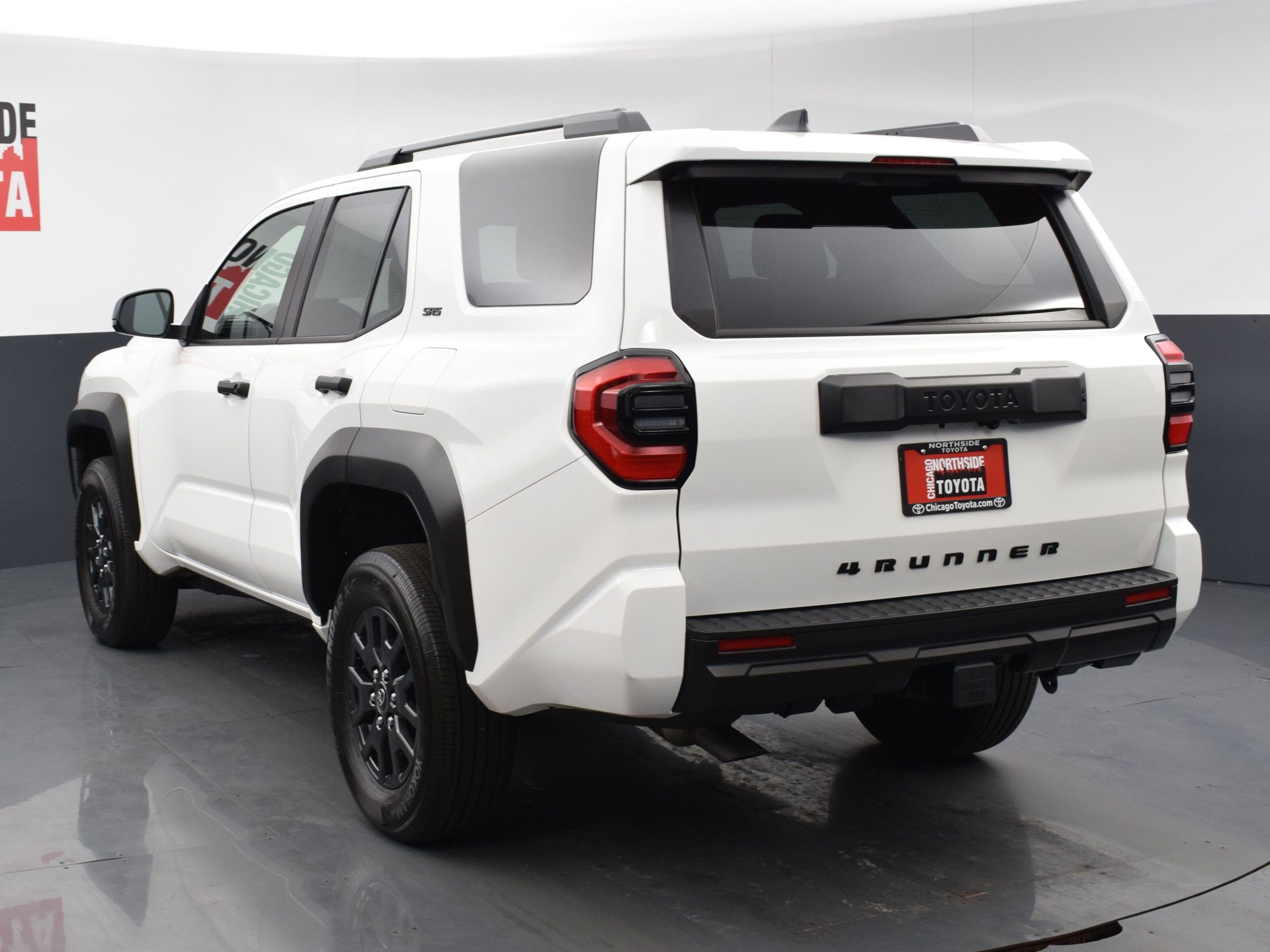 Used 2026 Toyota 4Runner SR5 AWD/4WD image 3