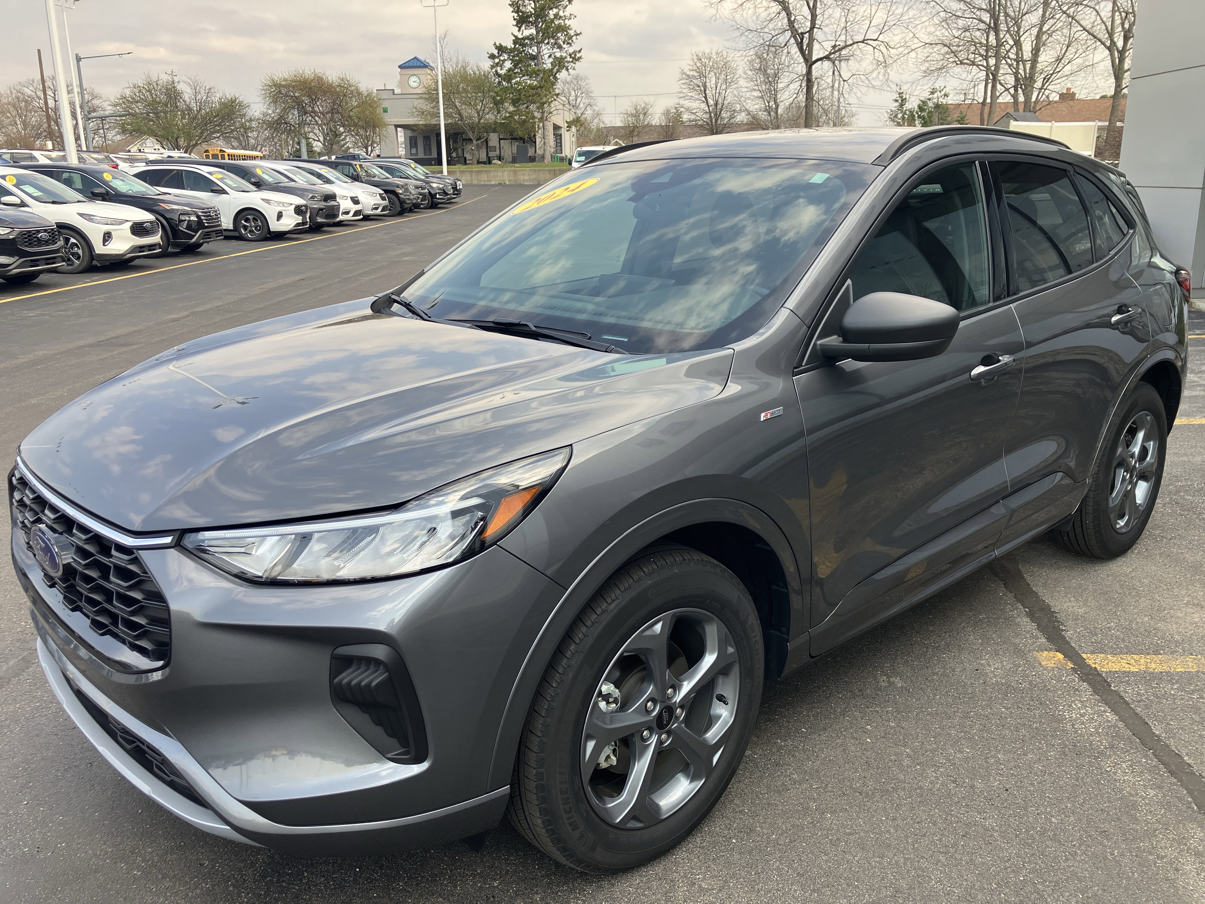 Used 2024 Ford Escape ST-Line w/ Tech Pack #1 image 3