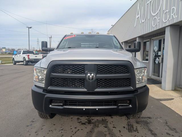 Used 2014 RAM 3500 Tradesman image 3