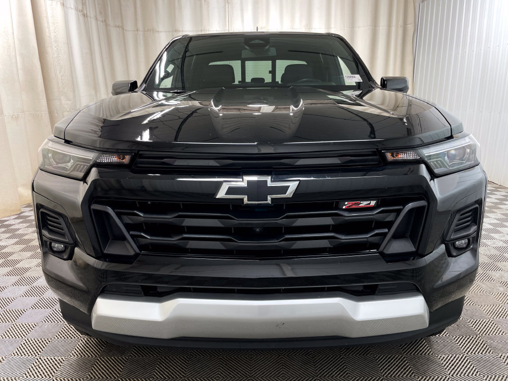 Certified 2024 Chevrolet Colorado Z71 w/ Z71 Convenience Package 2 AWD/4WD image 19