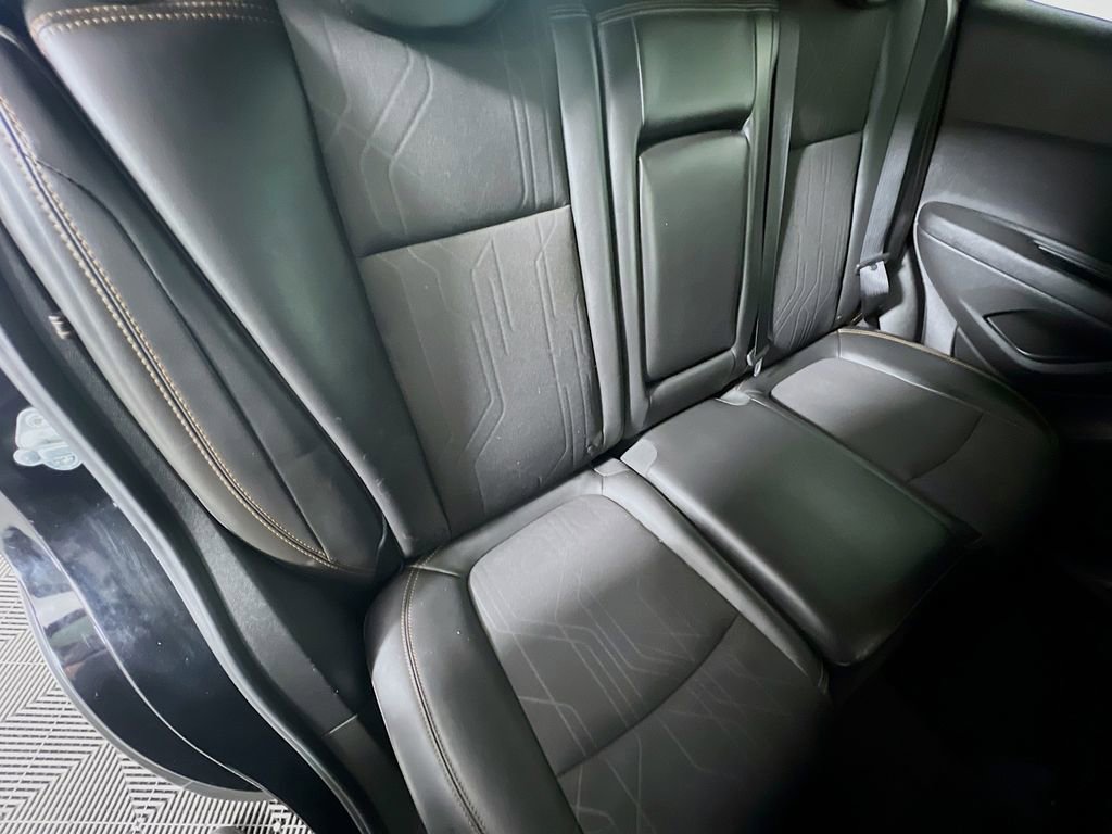 Used 2019 Chevrolet Trax LT w/ Redline Edition image 24