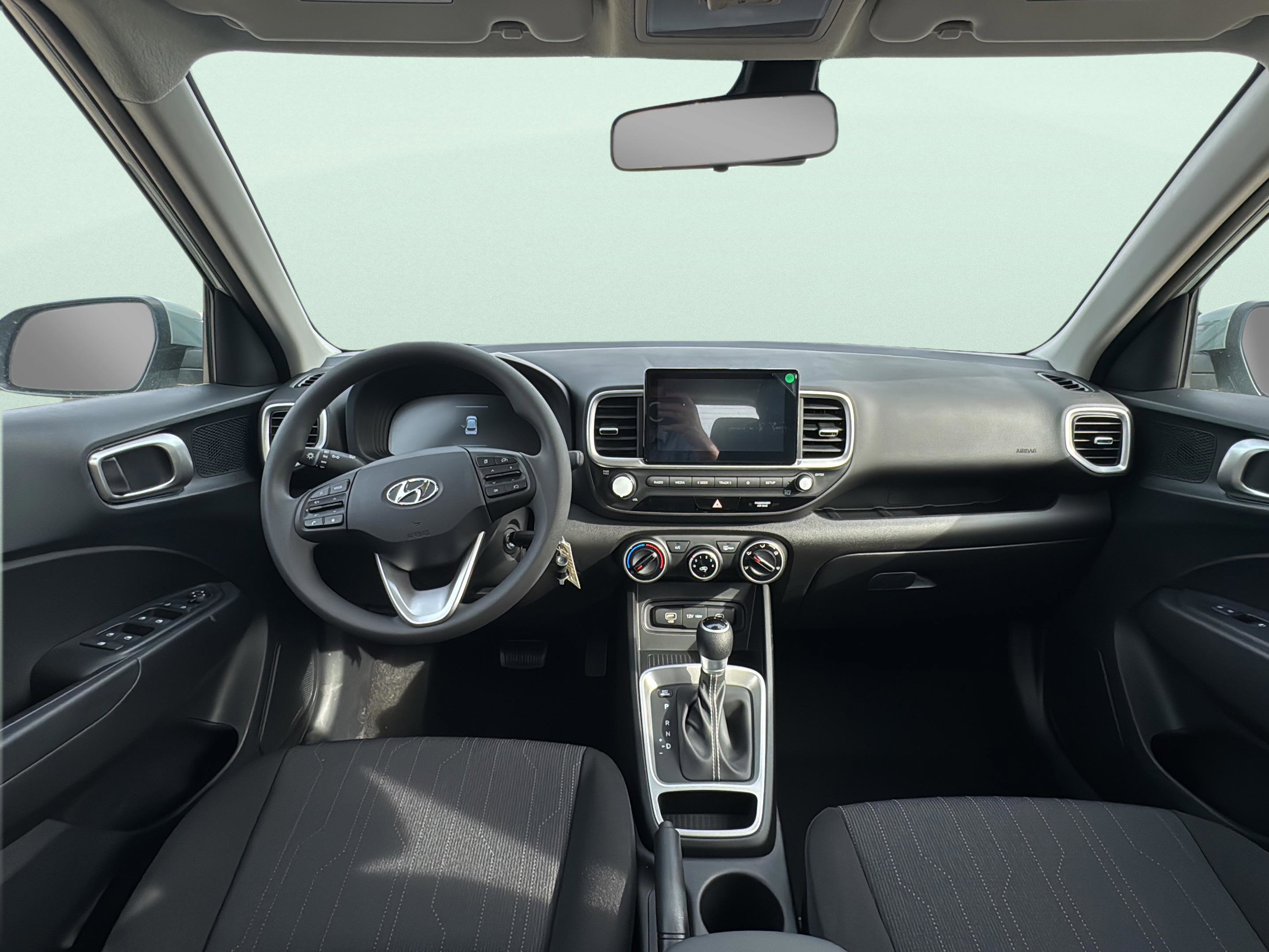New 2026 Hyundai Venue SE image 9
