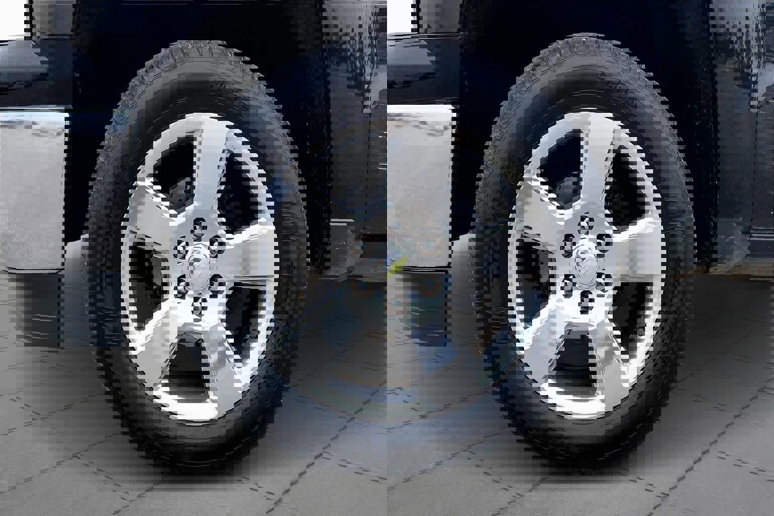 Used 2015 Chevrolet Silverado 1500 W/T image 11