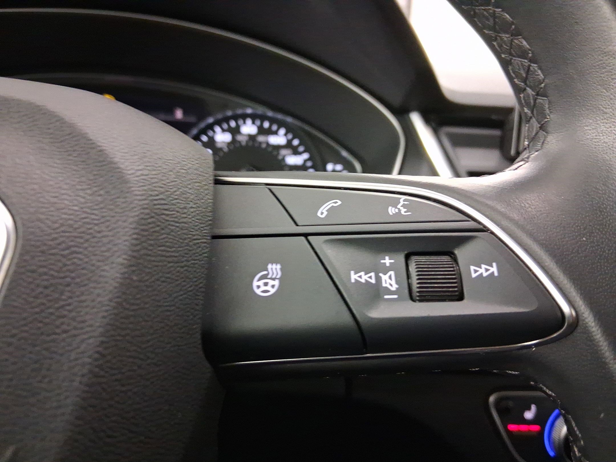 Used 2023 Audi Q5 2.0T Premium image 22