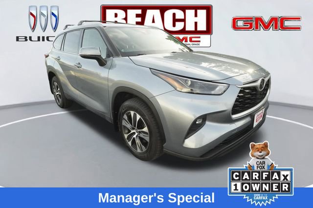 Used 2022 Toyota Highlander XLE