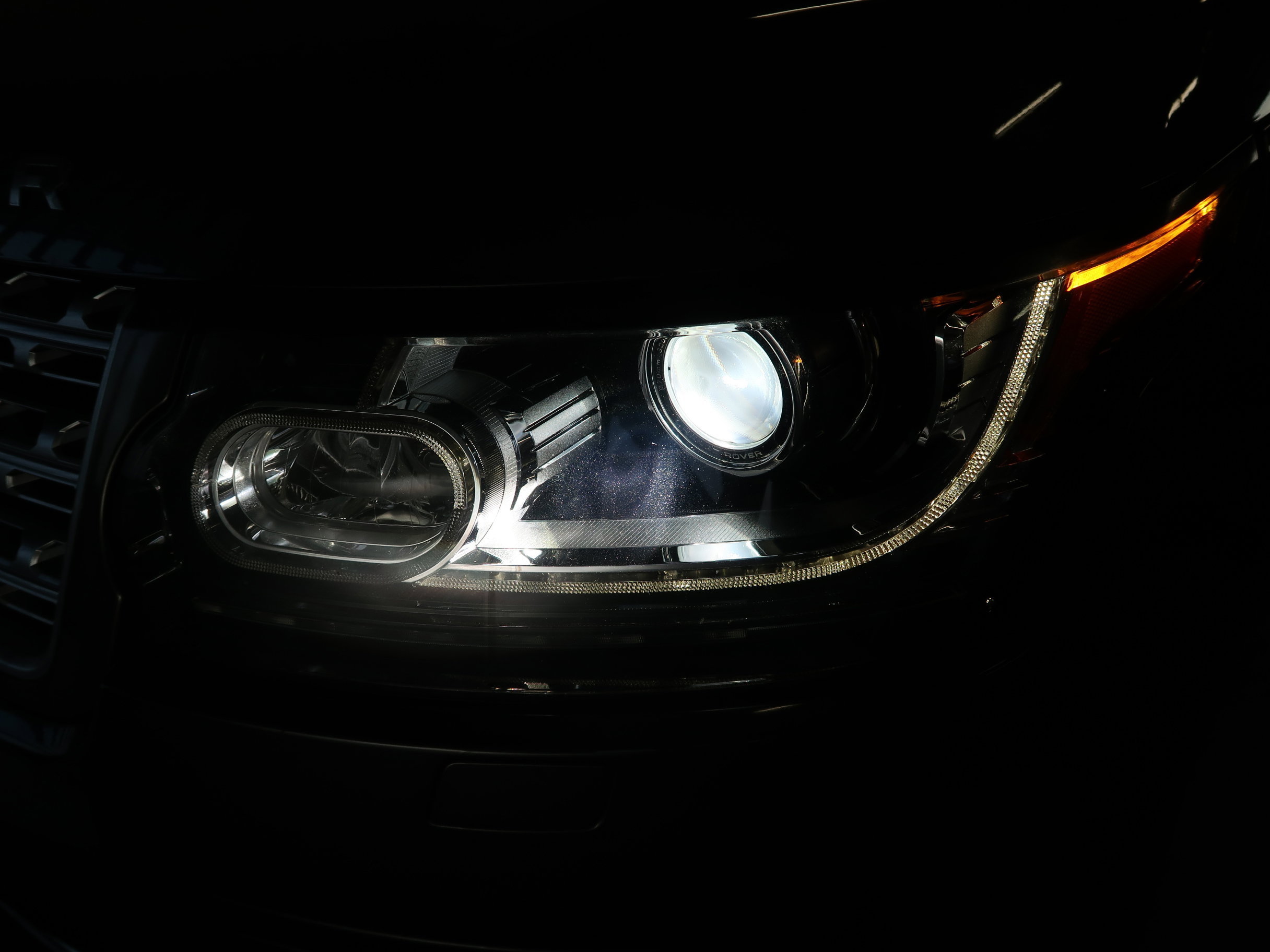 Used 2016 Land Rover Range Rover HSE image 56