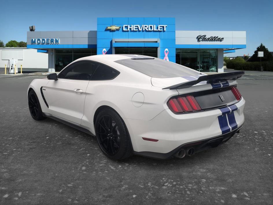 Used 2019 Ford Mustang Shelby GT350 w/ Technology Package RWD image 3