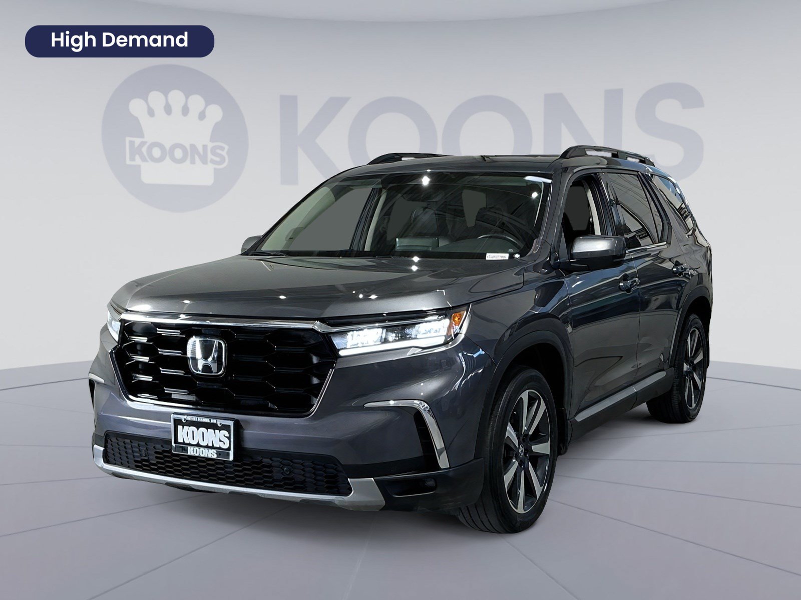 Used 2025 Honda Pilot Touring