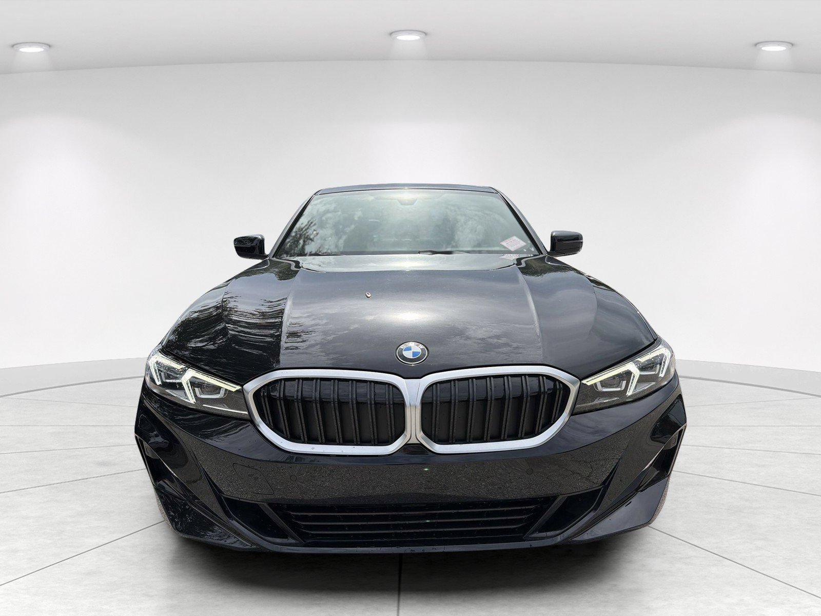 Certified 2025 BMW 330i Sedan w/ M Sport Package RWD image 2