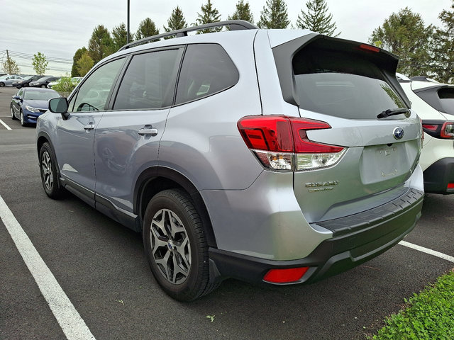 Used 2021 Subaru Forester Premium AWD/4WD image 4