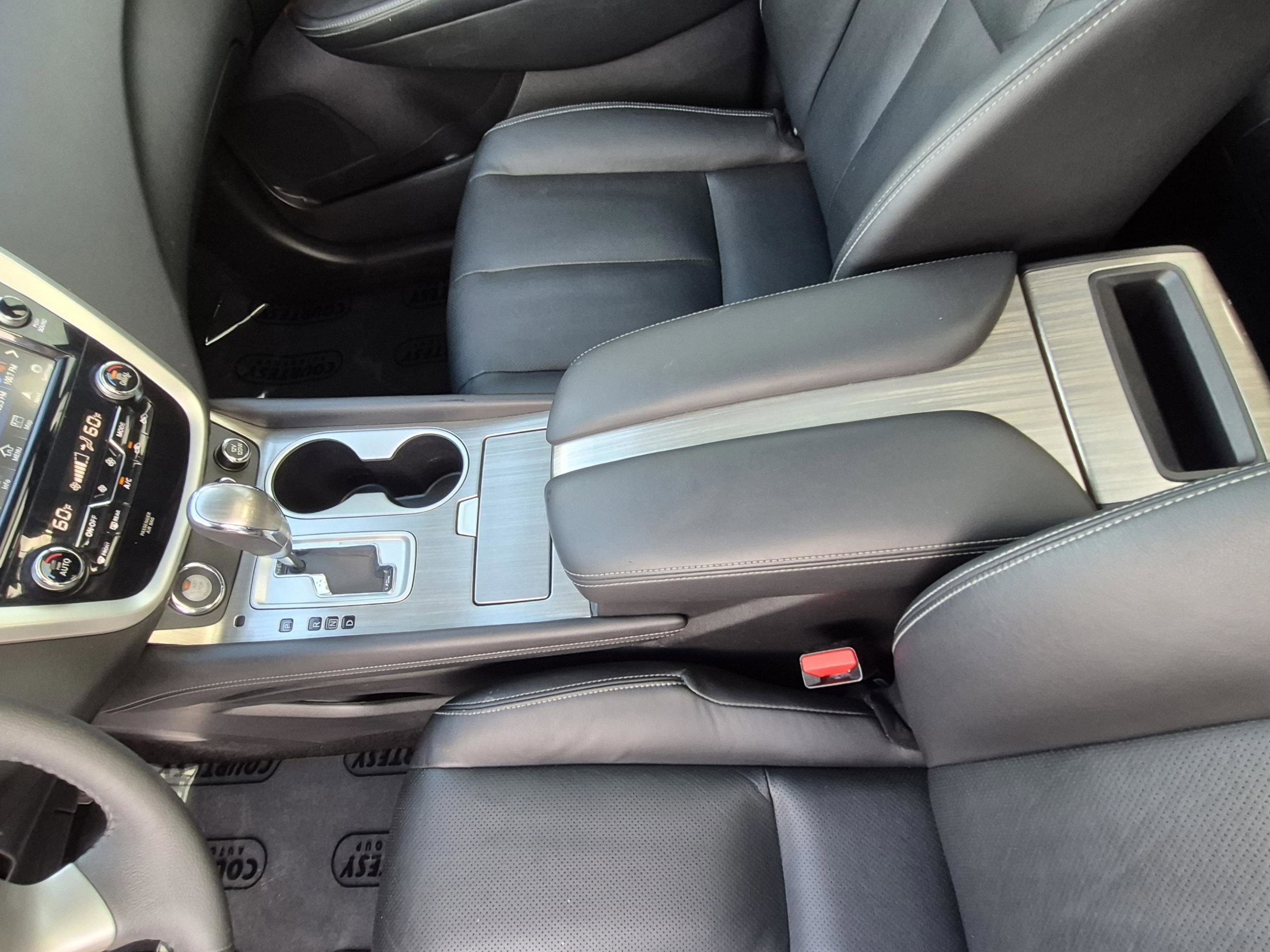 Used 2016 Nissan Murano Platinum w/ Platinum Technology Package FWD image 22