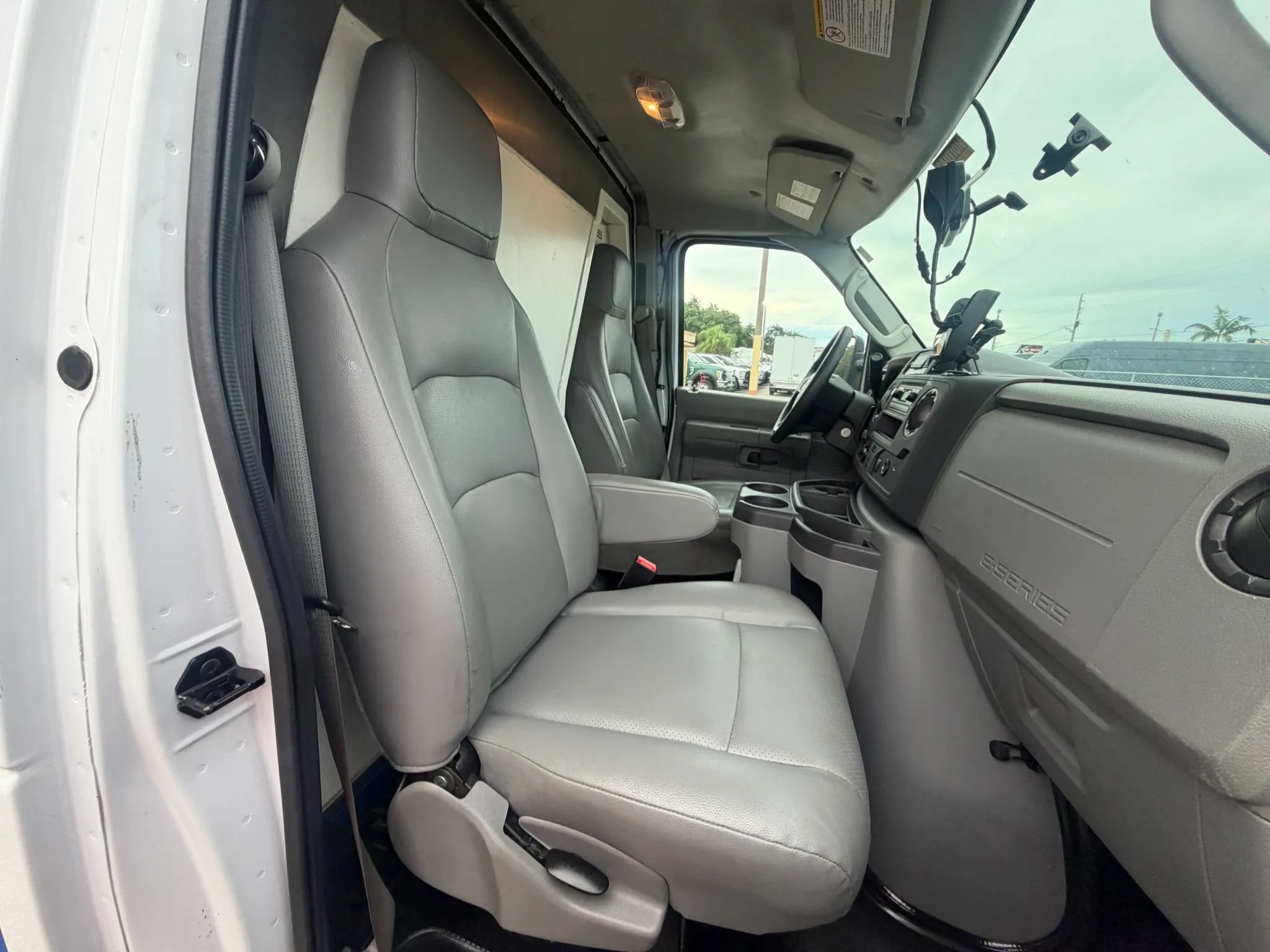 Used 2023 Ford E-350 and Econoline 350 Super Duty w/ Power Windows & Locks Group RWD image 19