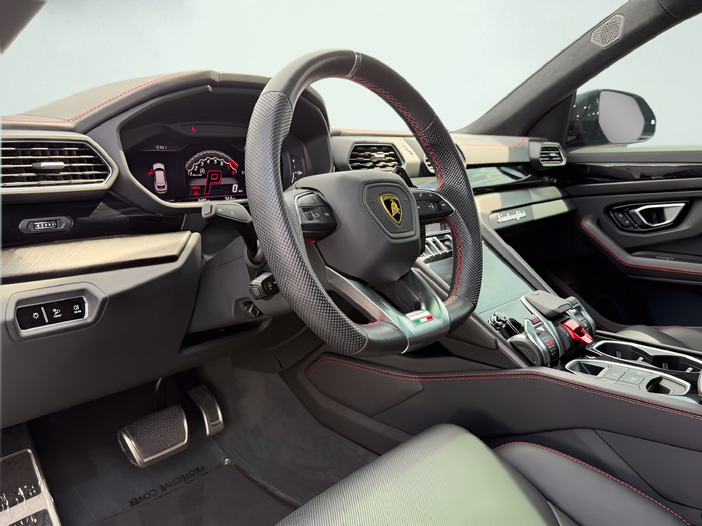 Used 2021 Lamborghini Urus AWD/4WD image 44