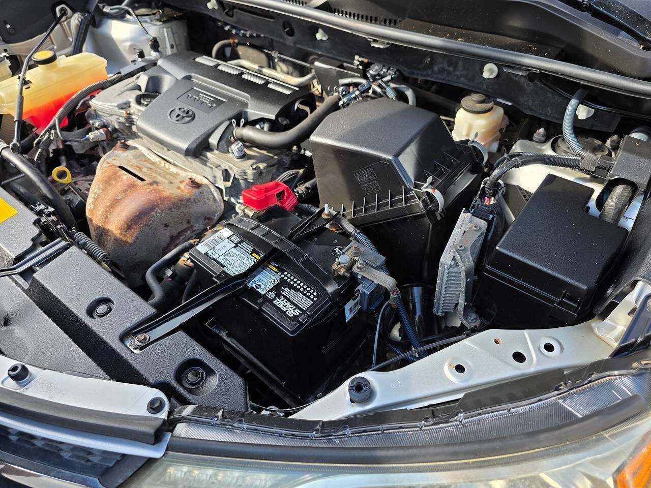 Used 2013 Toyota RAV4 Limited FWD image 28