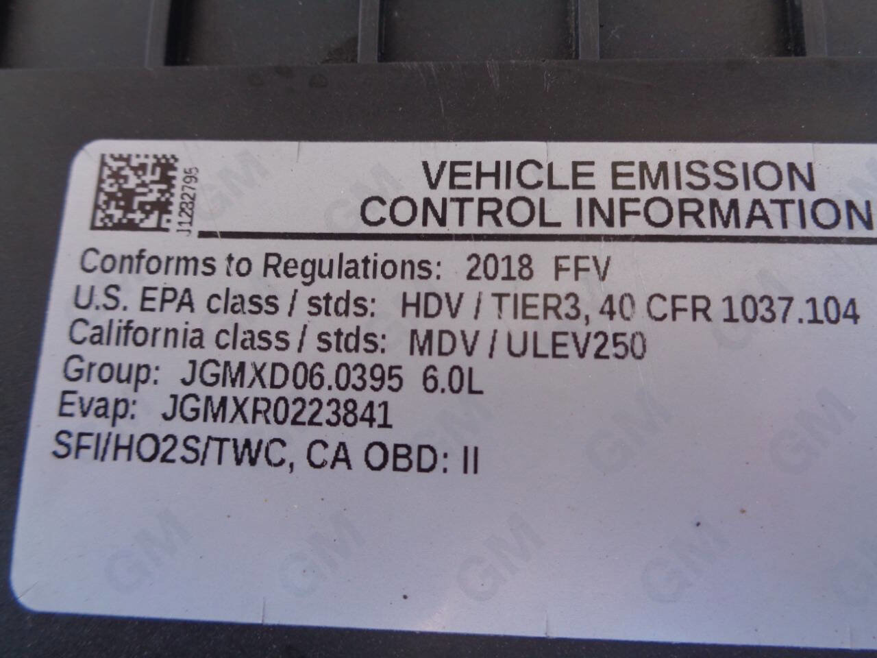 Used 2018 Chevrolet Express 2500 LT w/ LT Preferred Equipment Group image 12