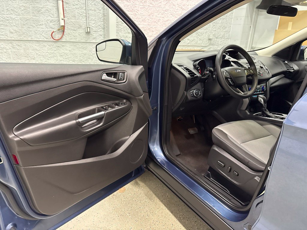 Used 2018 Ford Escape SE AWD/4WD image 12
