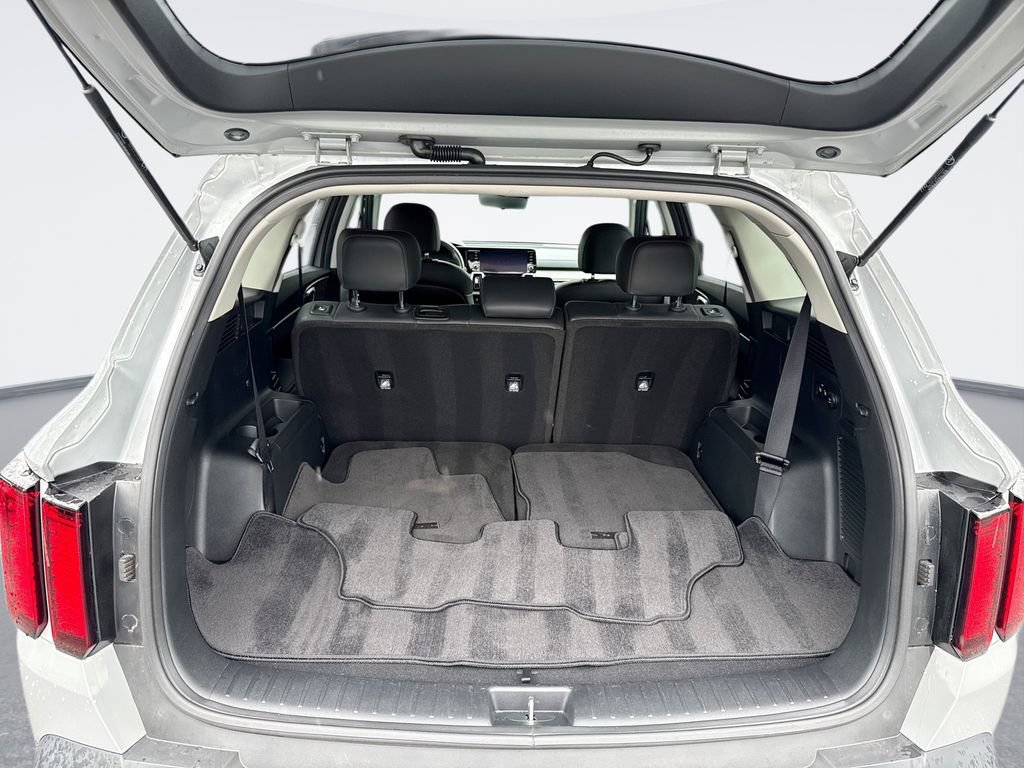 Used 2023 Kia Sorento S AWD/4WD image 21