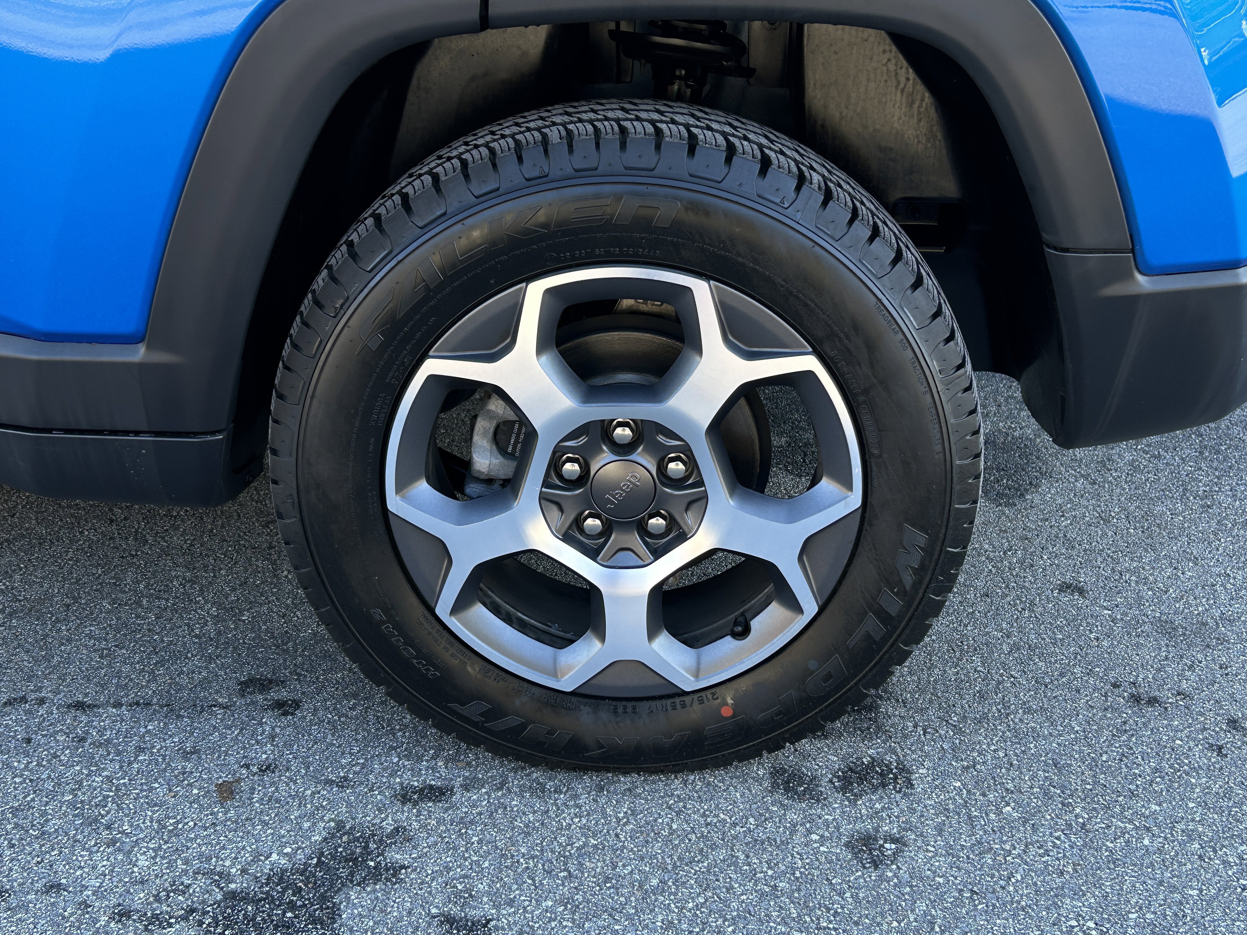 Certified 2022 Jeep Compass Trailhawk w/ Trailhawk Convenience Group AWD/4WD image 5