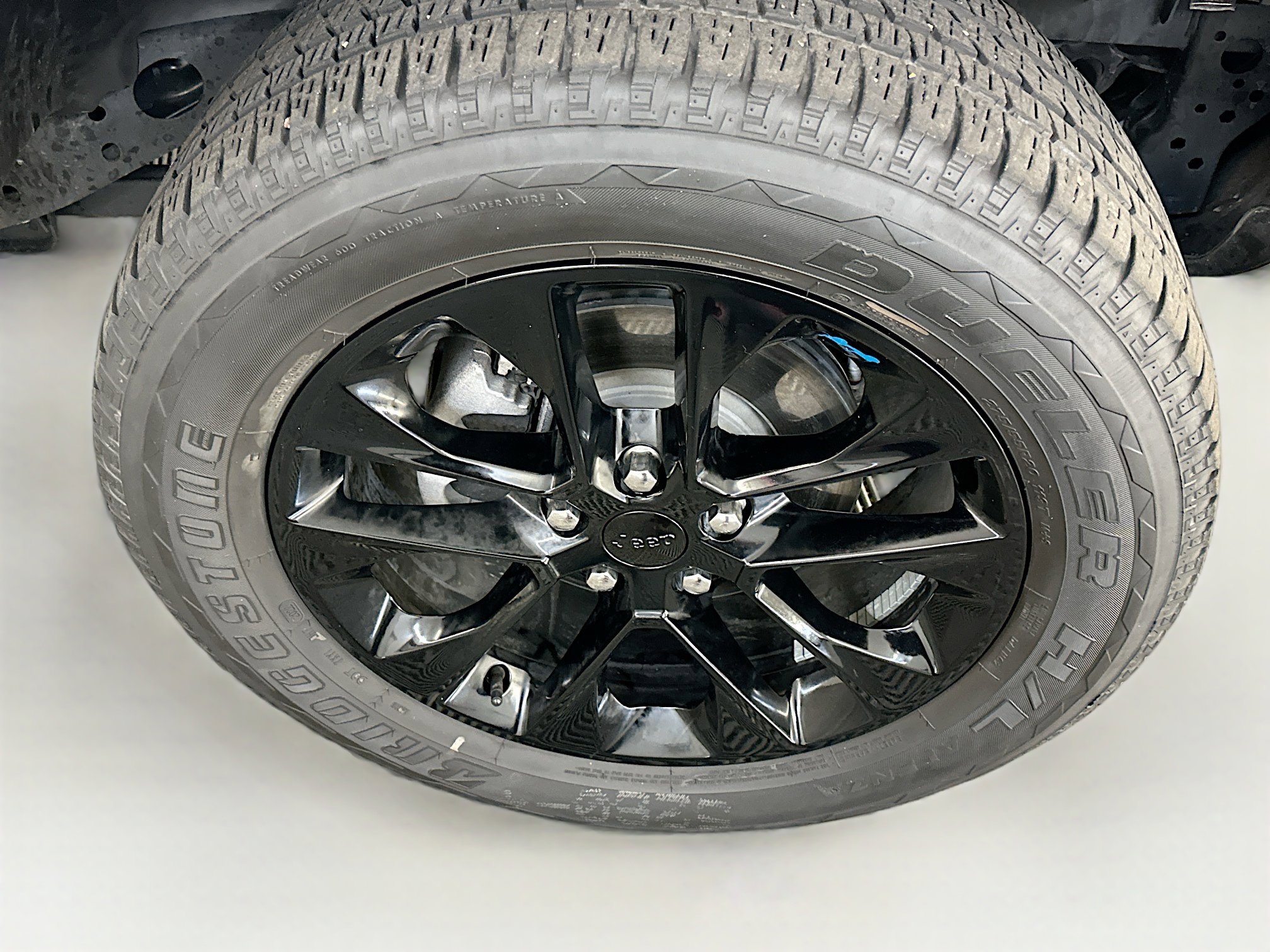 Used 2022 Jeep Wrangler Sahara image 11