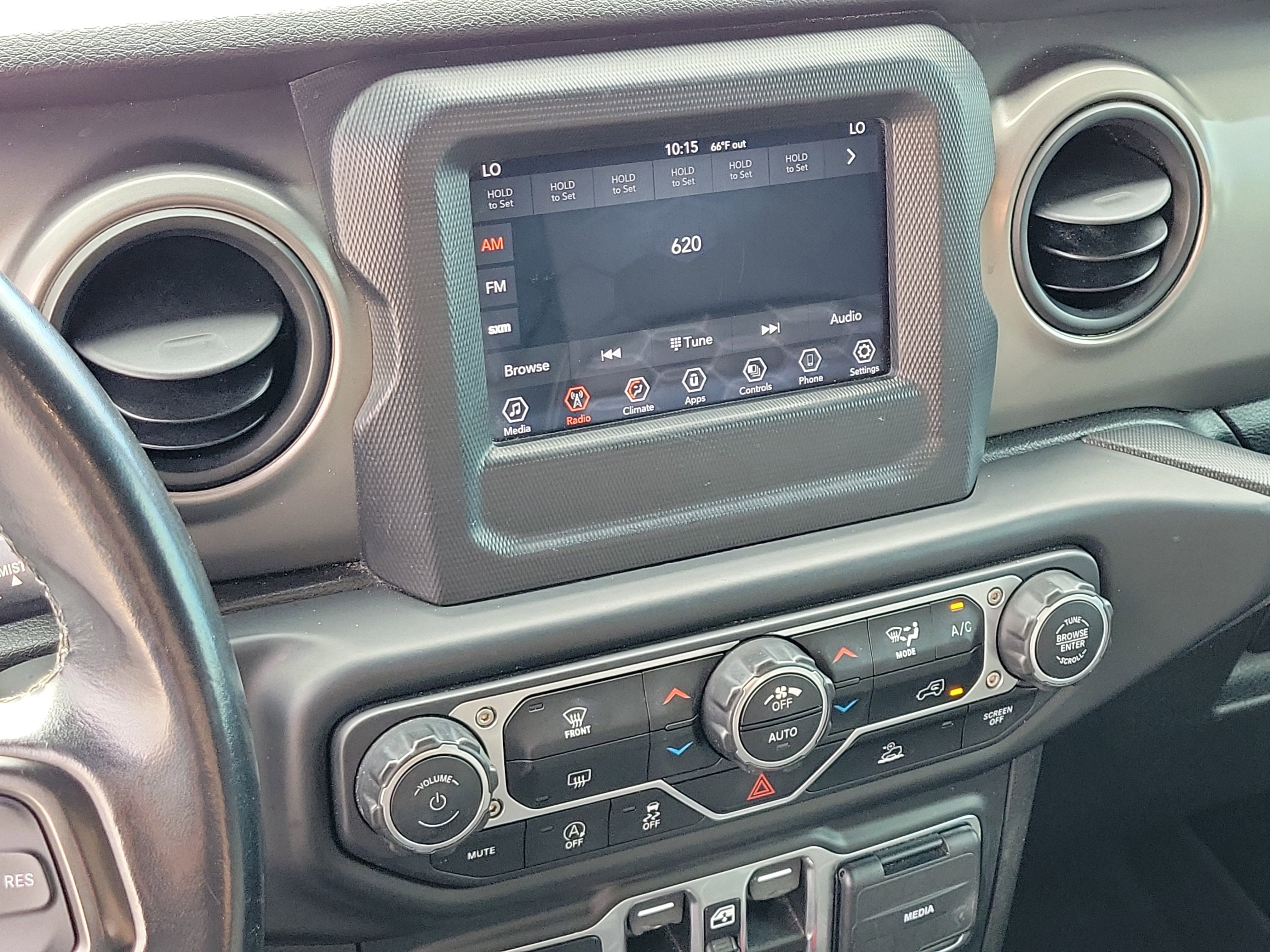 Used 2021 Jeep Gladiator Sport image 30