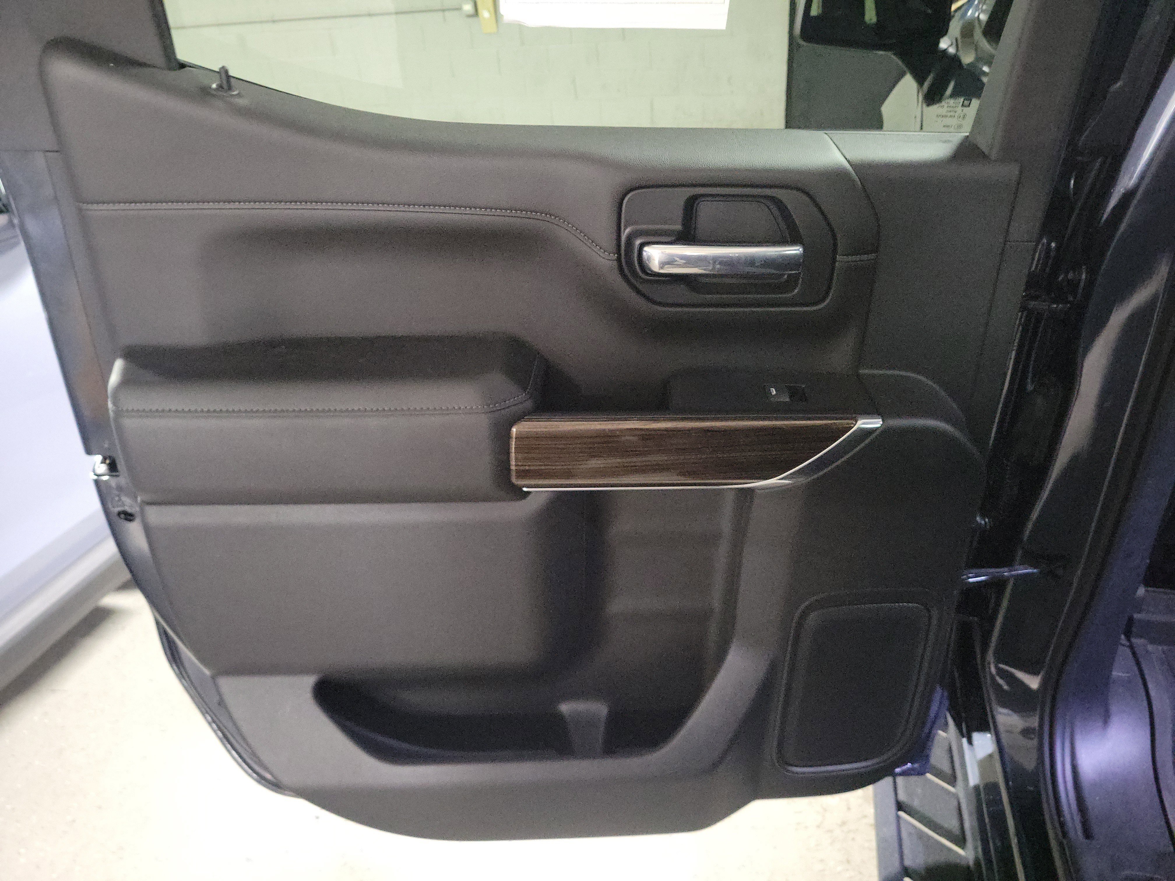 Used 2022 Chevrolet Silverado 1500 LT Trail Boss w/ Safety Package image 10