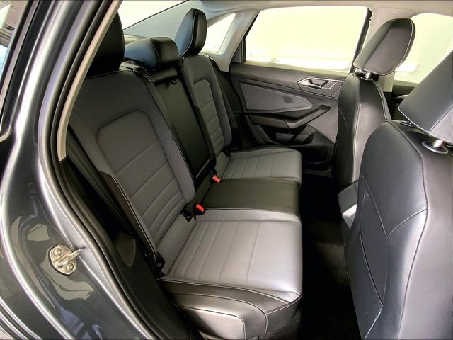 Used 2025 Volkswagen Jetta SE image 27