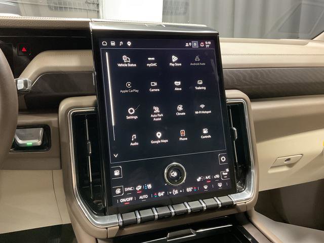 Used 2025 GMC Yukon XL Denali w/ Denali Reserve Package AWD/4WD image 25