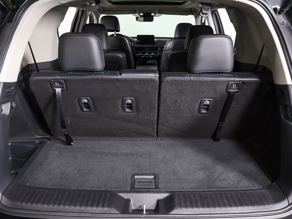 Used 2023 Honda Pilot Touring image 21