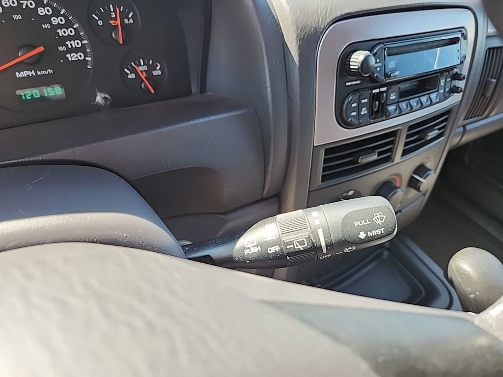 Used 2001 Jeep Grand Cherokee Laredo AWD/4WD image 13