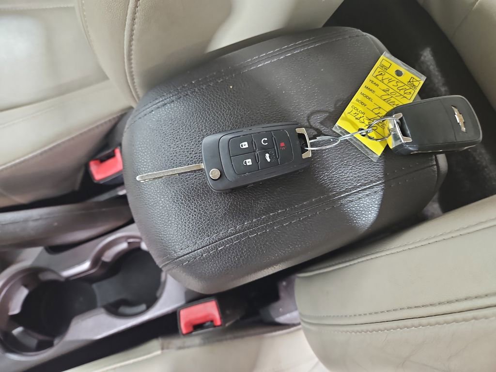 Used 2011 Chevrolet Cruze LTZ image 26