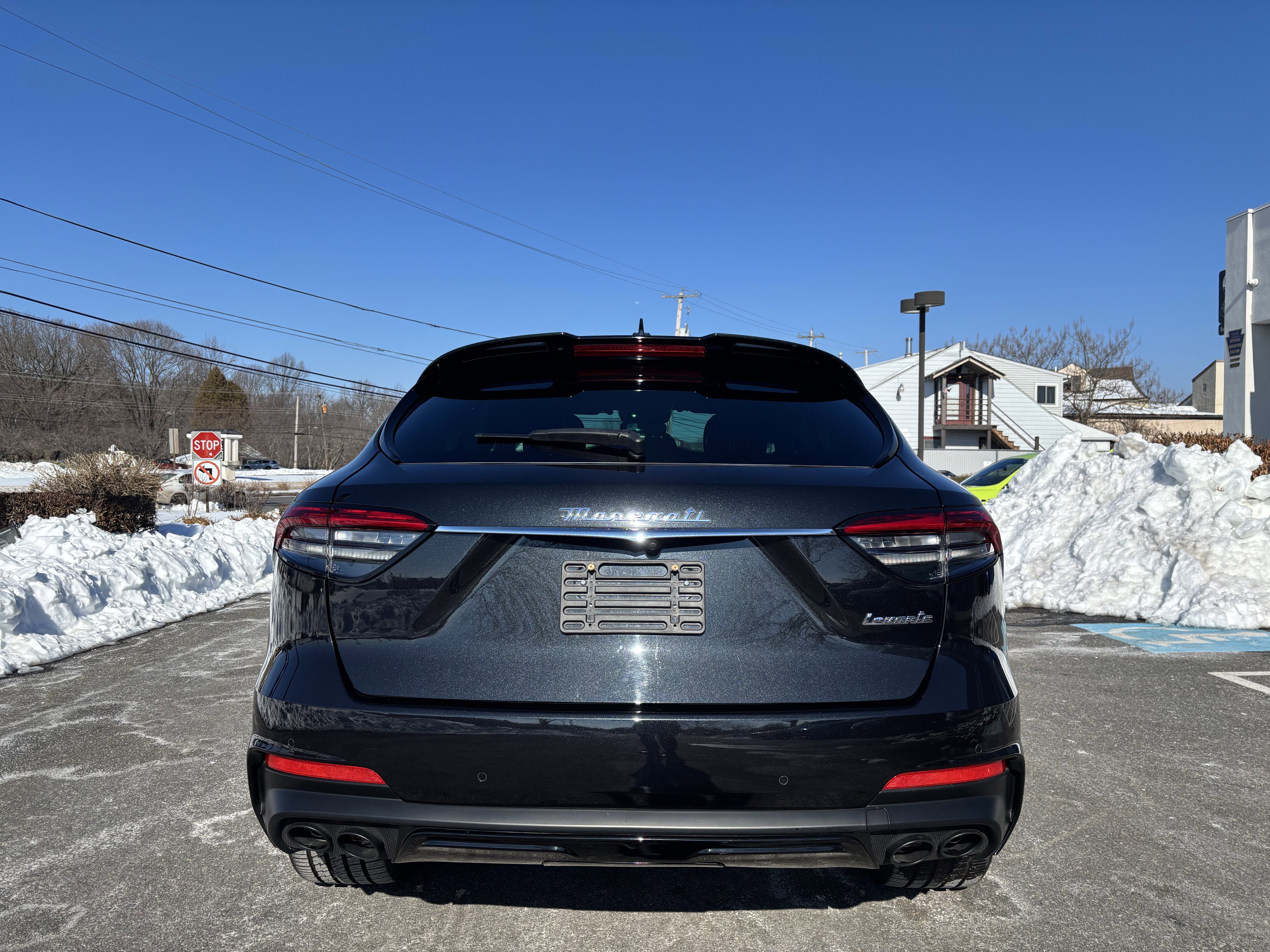 Used 2023 Maserati Levante Modena AWD/4WD image 4