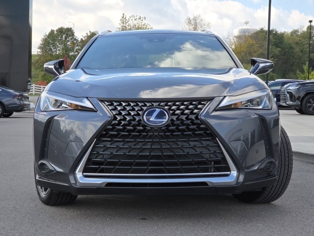 Certified 2022 Lexus UX 250h w/ Luxury Package image 3