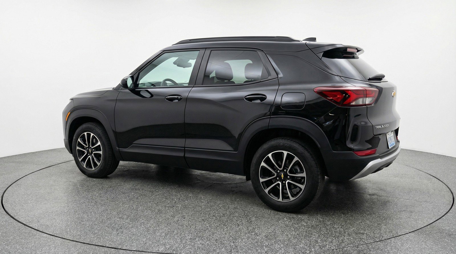 Used 2025 Chevrolet TrailBlazer LT FWD image 6