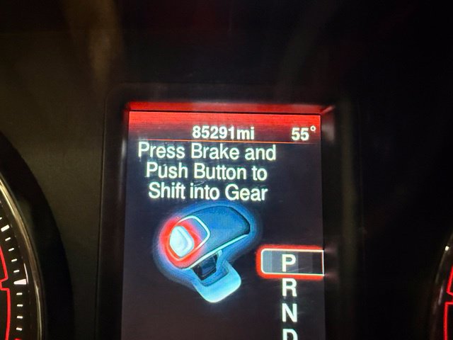 Used 2013 Dodge Charger SE RWD image 11