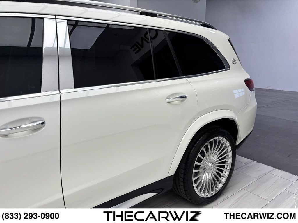 Used 2022 Mercedes-Benz Maybach GLS 600 4MATIC image 19