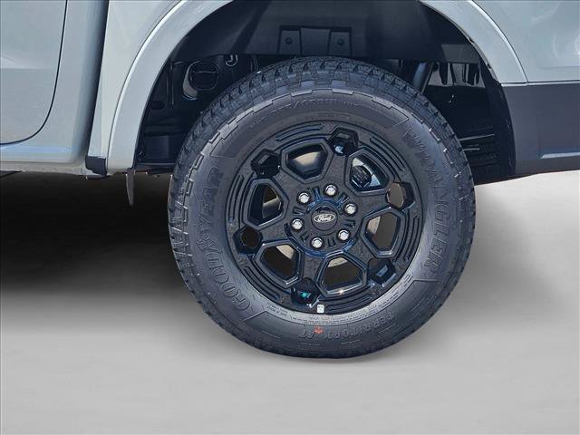 New 2026 Ford Ranger XLT w/ Black Appearance Package RWD image 10