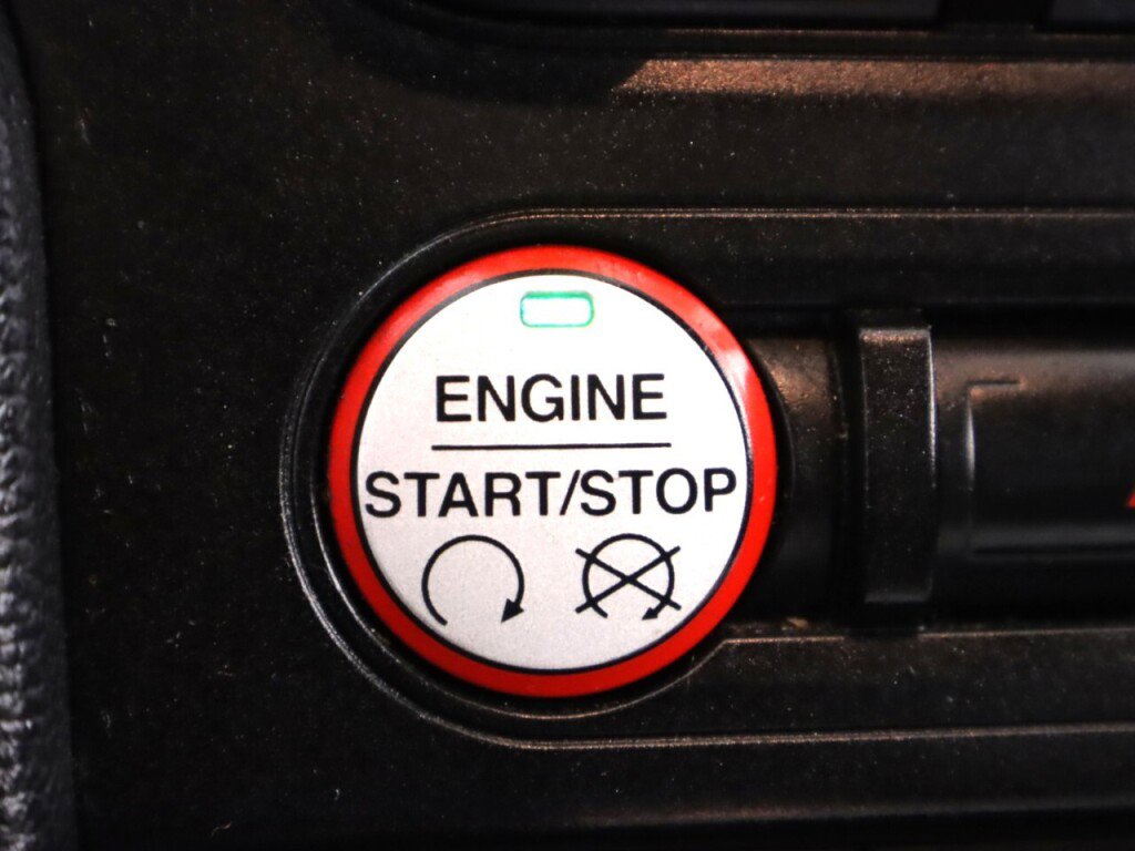 Used 2016 Ford Mustang Coupe image 27