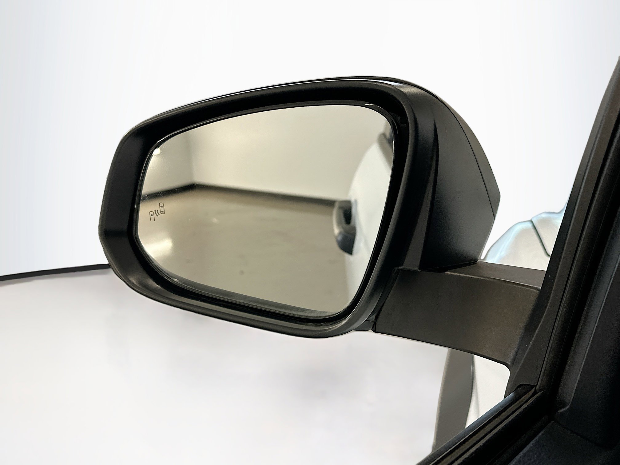 Used 2025 Toyota 4Runner SR5 image 16