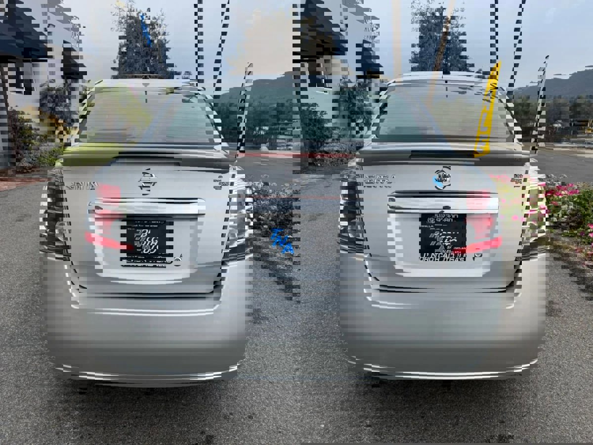 Used 2012 Nissan Sentra 2.0 S image 6