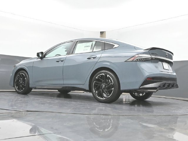 New 2026 Nissan Sentra SR w/ Floor Mat Package FWD image 42