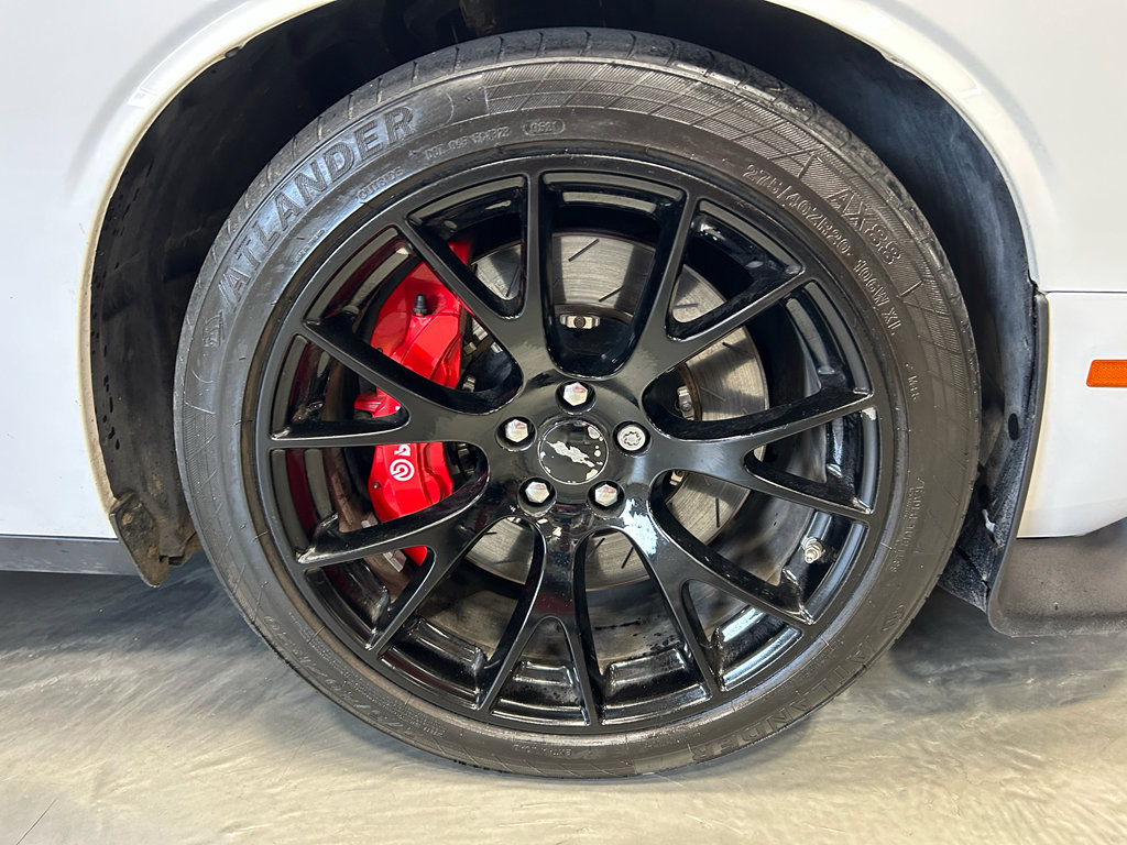 Used 2016 Dodge Challenger SRT w/ Technology Group RWD image 25