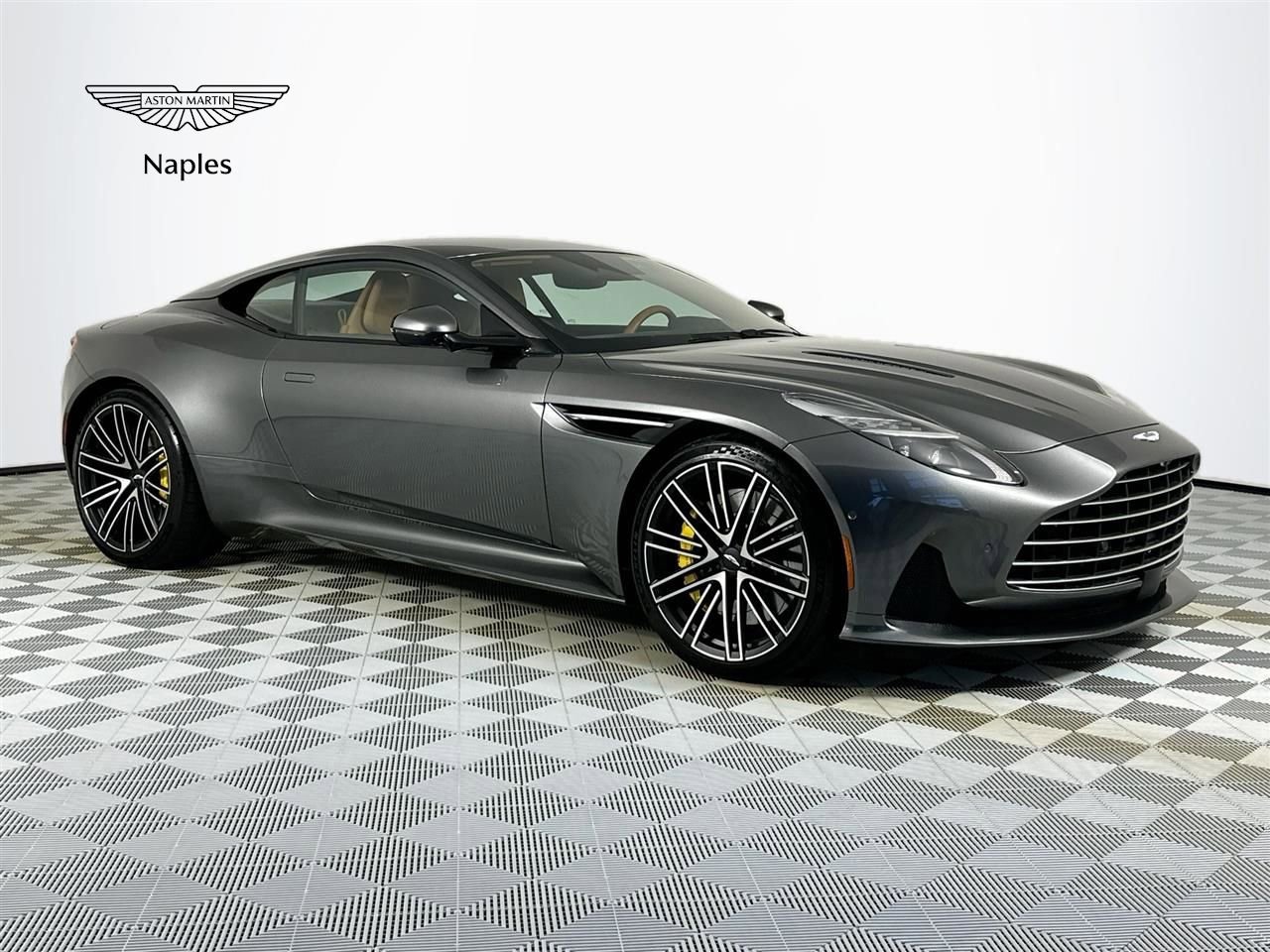 Used 2024 Aston Martin DB12 Coupe image 1