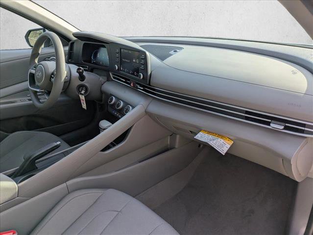 New 2026 Hyundai Elantra SE image 22