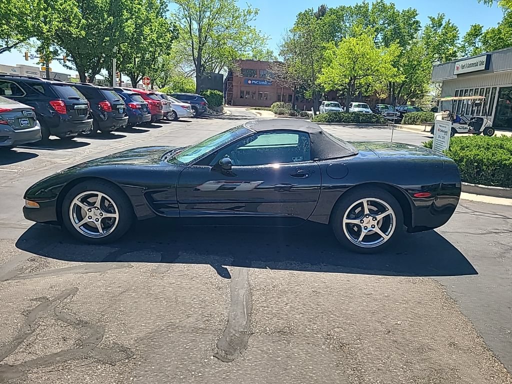 Used 2003 Chevrolet Corvette Convertible w/ Preferred Equipment Group1 RWD image 1