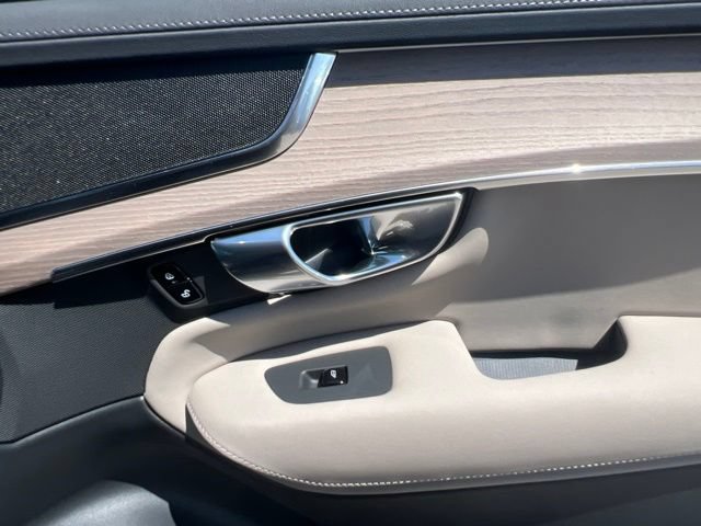New 2026 Volvo XC90 B6 Plus w/ Protection Package AWD/4WD image 35