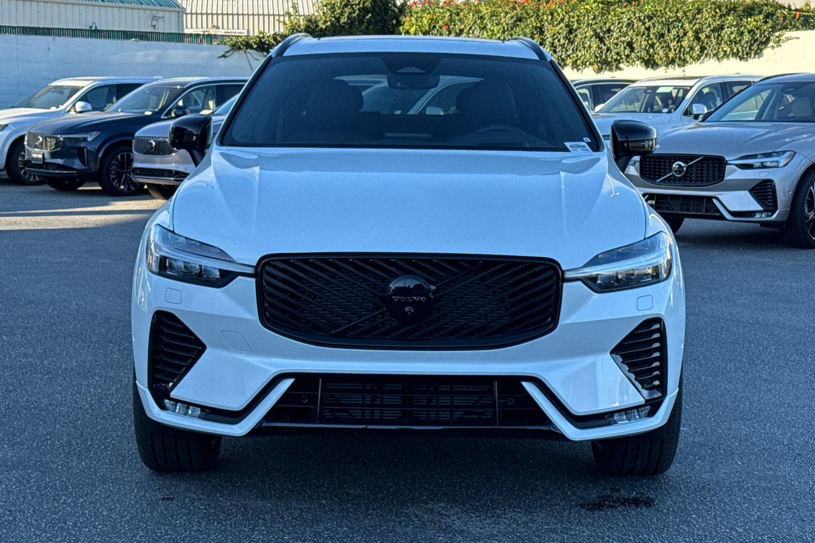 New 2026 Volvo XC60 B5 Ultra w/ Climate Package image 8