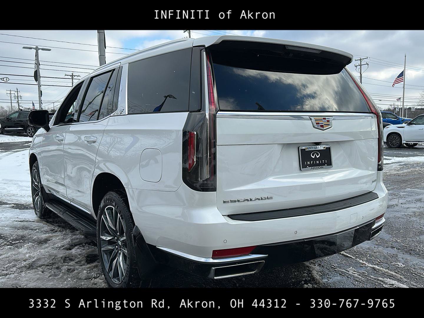 Used 2022 Cadillac Escalade Luxury image 10