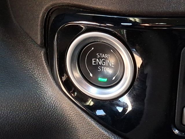 Certified 2025 GMC Sierra 1500 SLT image 29