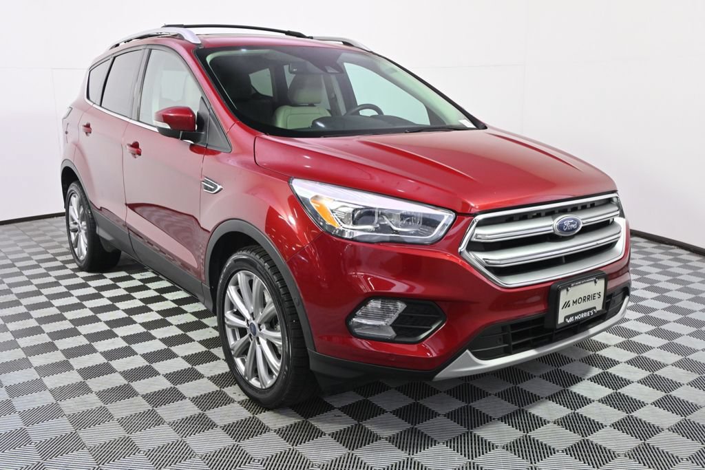 Used 2017 Ford Escape Titanium w/ Equipment Group 301A AWD/4WD image 9