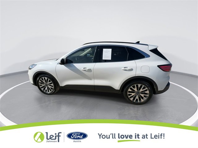 Used 2020 Ford Escape Titanium image 7